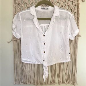 Hollister White Short Sleeves Eyelet Tie Front Button Down Crop Top Size X-Small